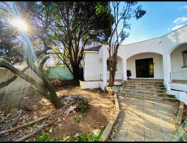 5 BEDROOM HOUSE FOR SALE IN JEPPESTOWN